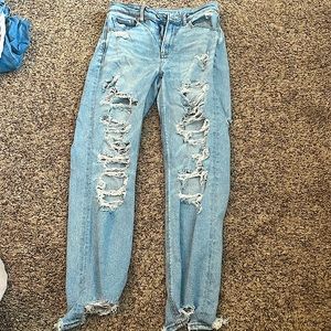 AMERICAN EAGLE OUTFITTERS!!! Size 6.